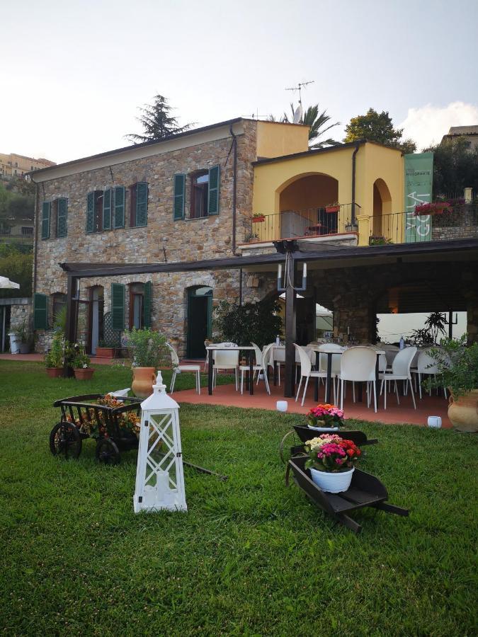 Villa Govi Diano Castello Buitenkant foto