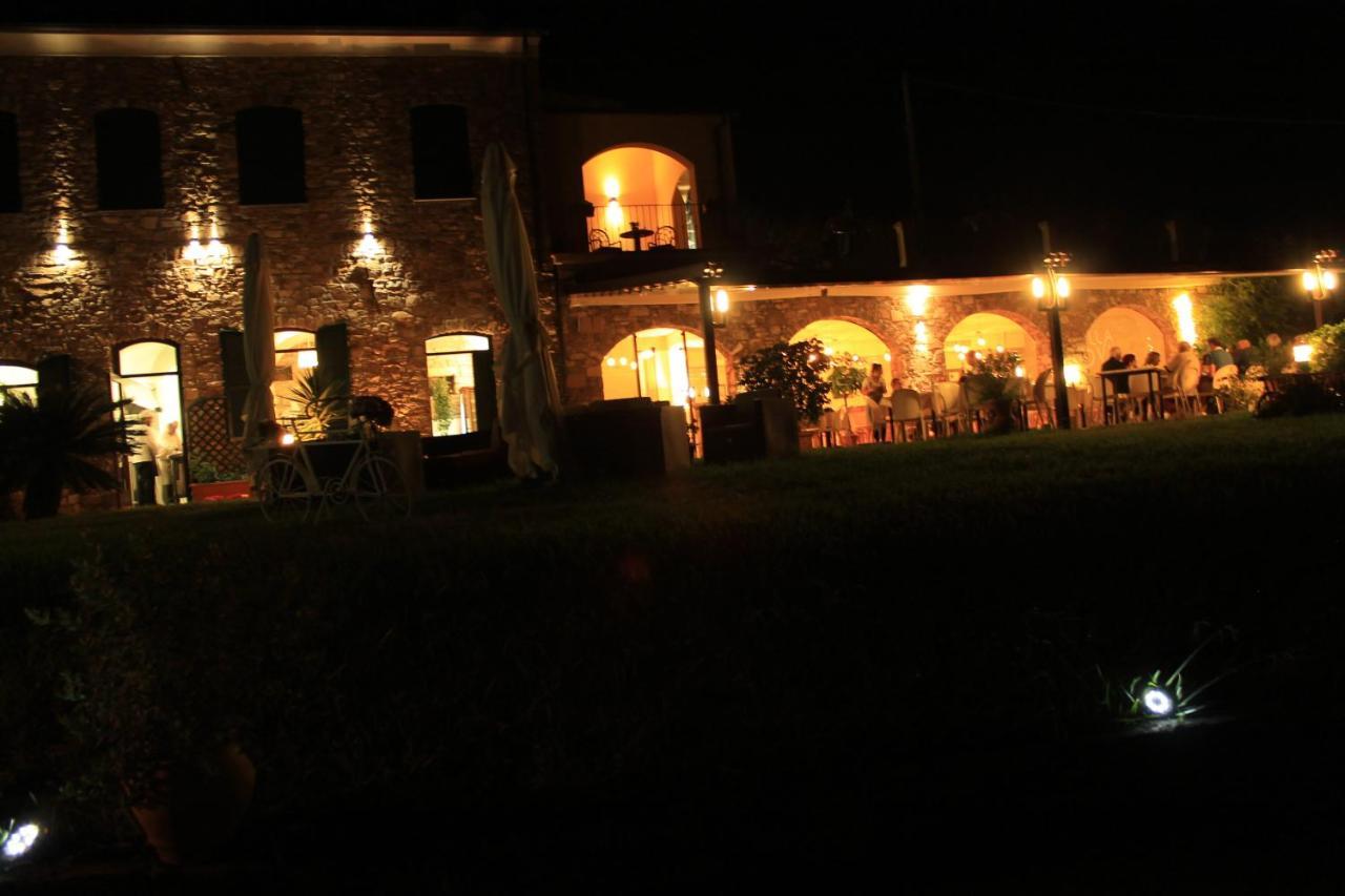 Villa Govi Diano Castello Buitenkant foto