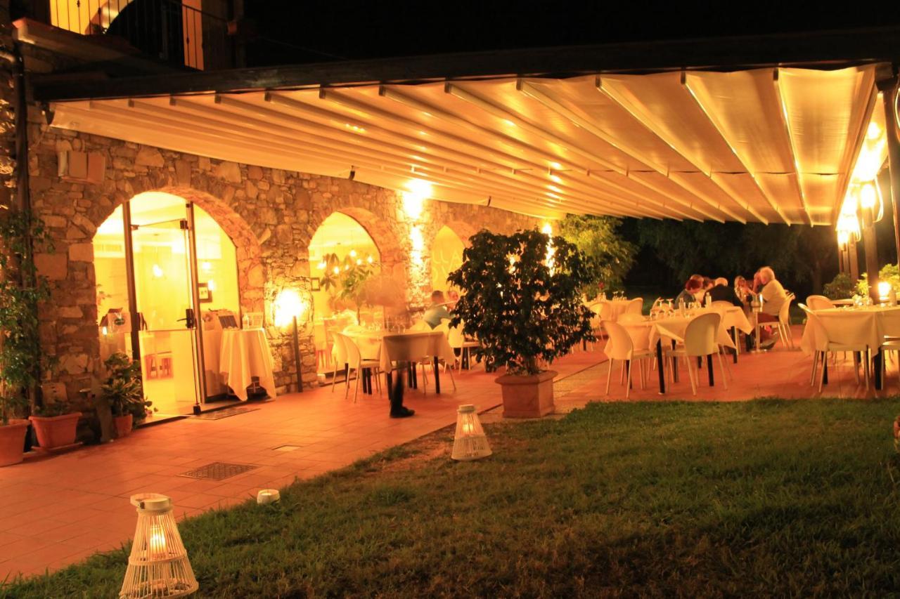 Villa Govi Diano Castello Buitenkant foto
